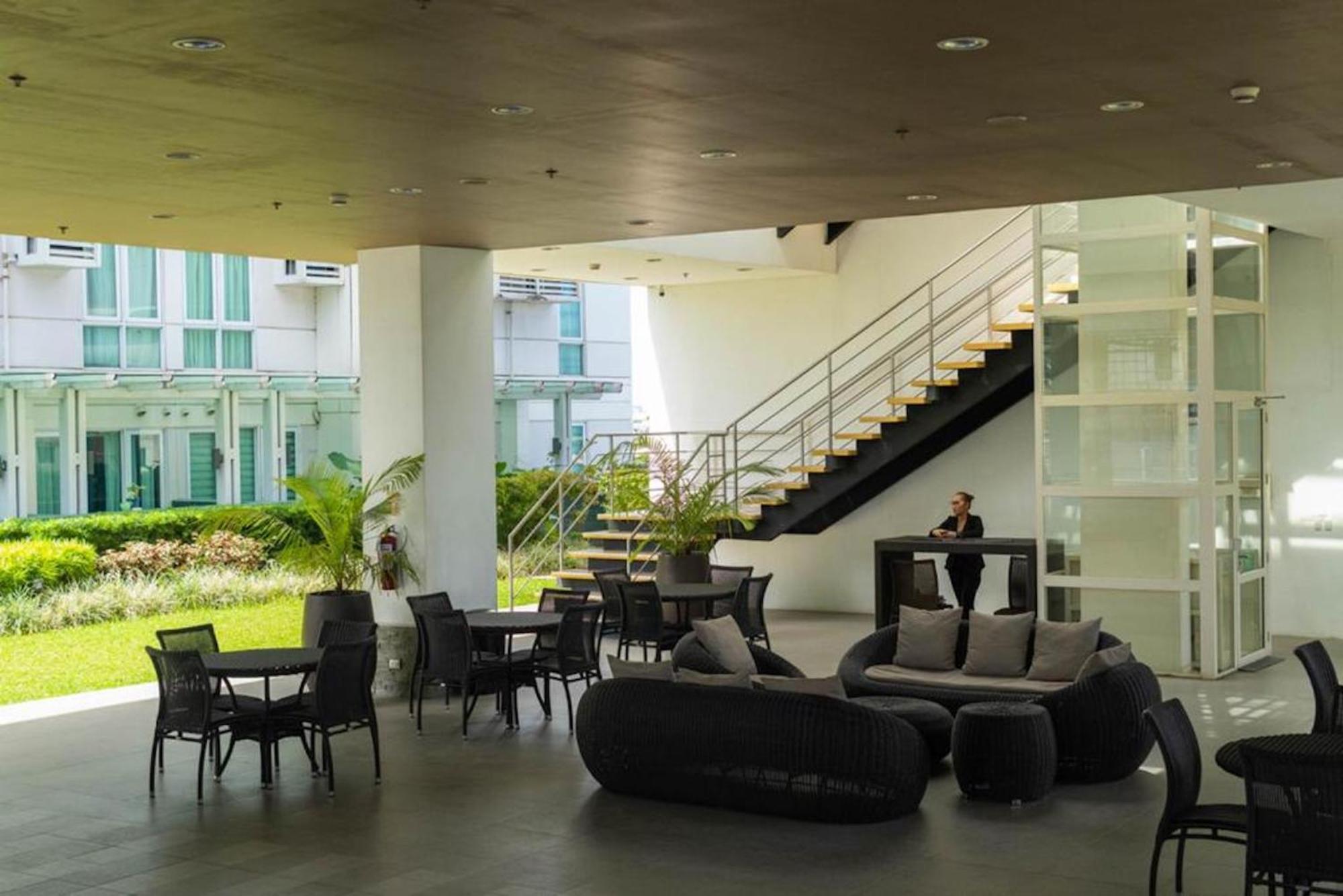 Abreeza Studio Suite 2321 - Pool, Wifi, City View, Washer, Ac, Netflix, Mall Davao Екстер'єр фото